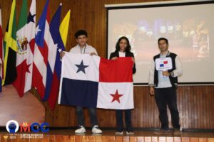 Instituto Fermín Naudeau obtiene mención honorífica en Olimpiada Centroamericana y del Caribe de Matemáticas